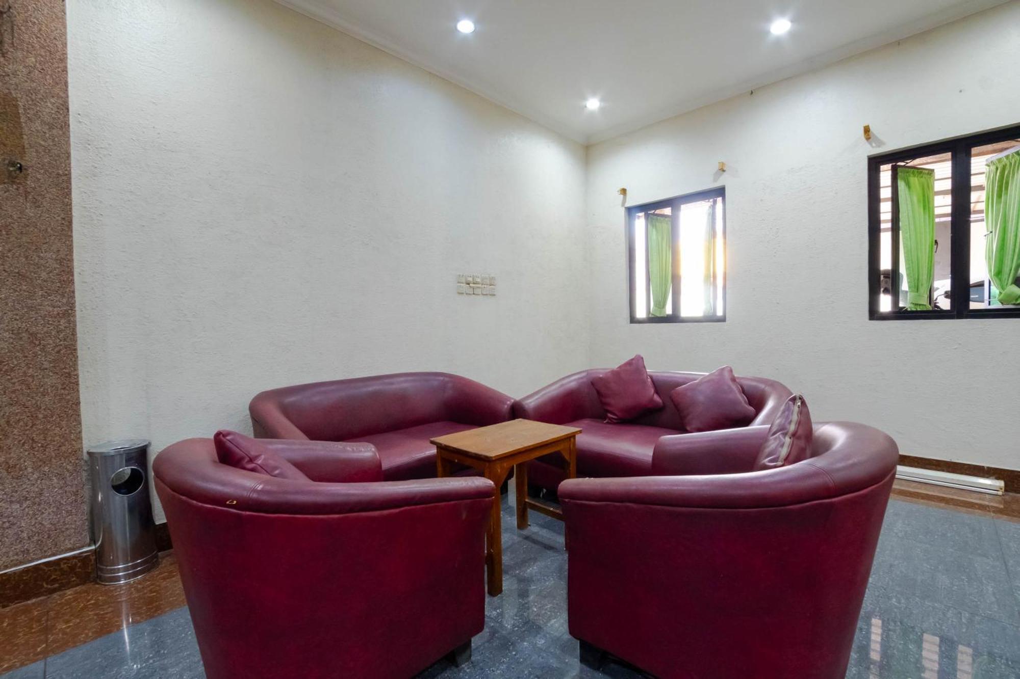 Nusa Indah Syariah Hotel Bandara By Abdihome Tangerang Exterior photo