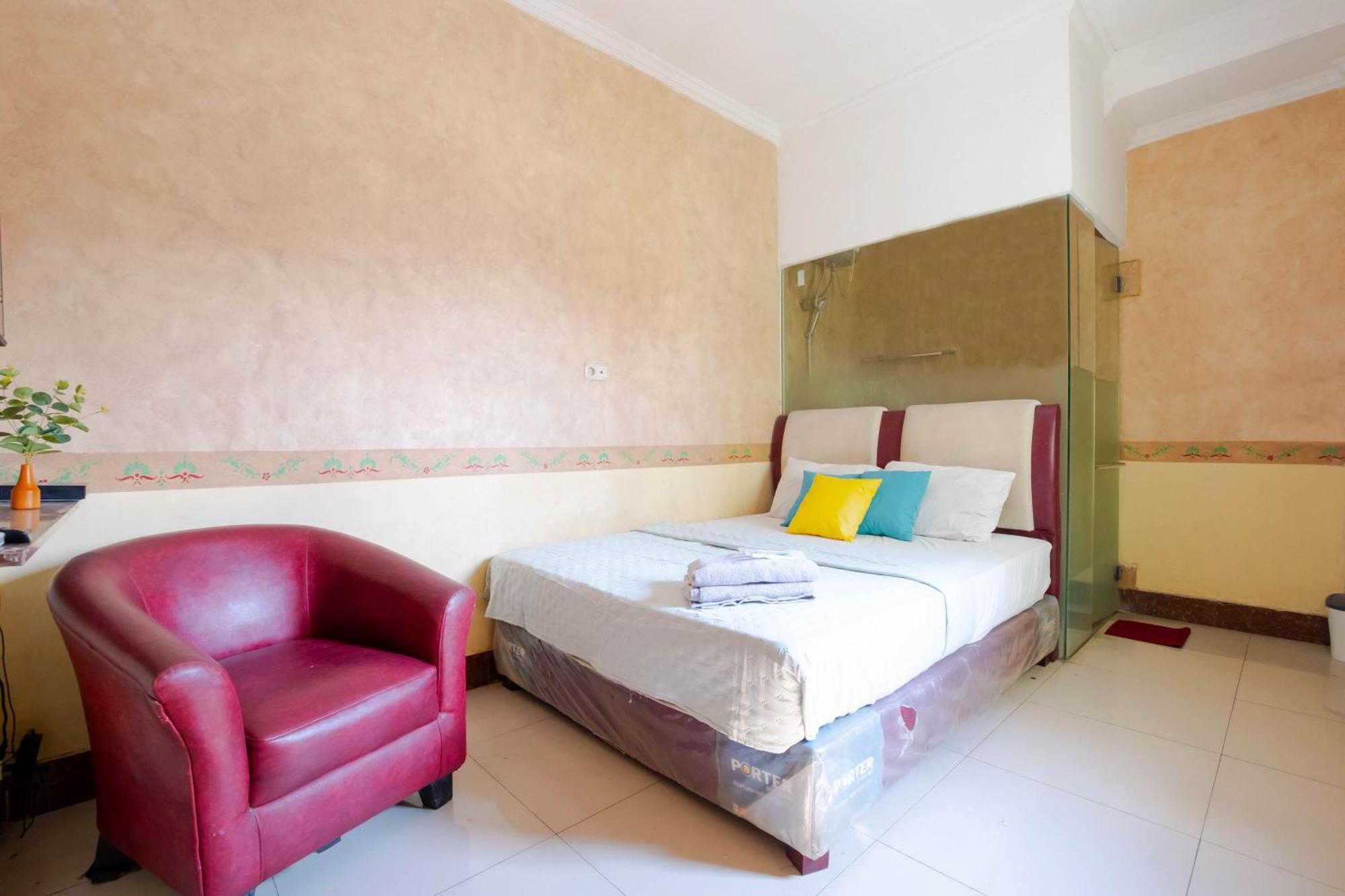 Nusa Indah Syariah Hotel Bandara By Abdihome Tangerang Exterior photo